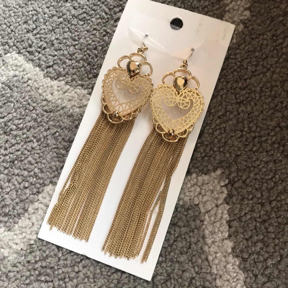 👑Free with your purchase👑 H&M earrings